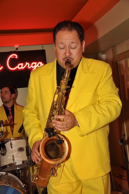 min 2009 05 06 cargo club 198